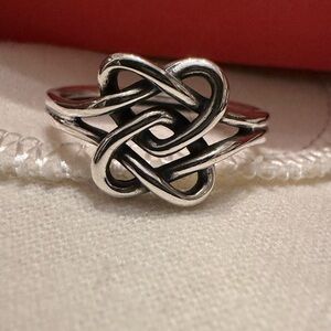 James Avery Retired 925 Sterling Silver Intertwined Hearts Ring Size 9.5